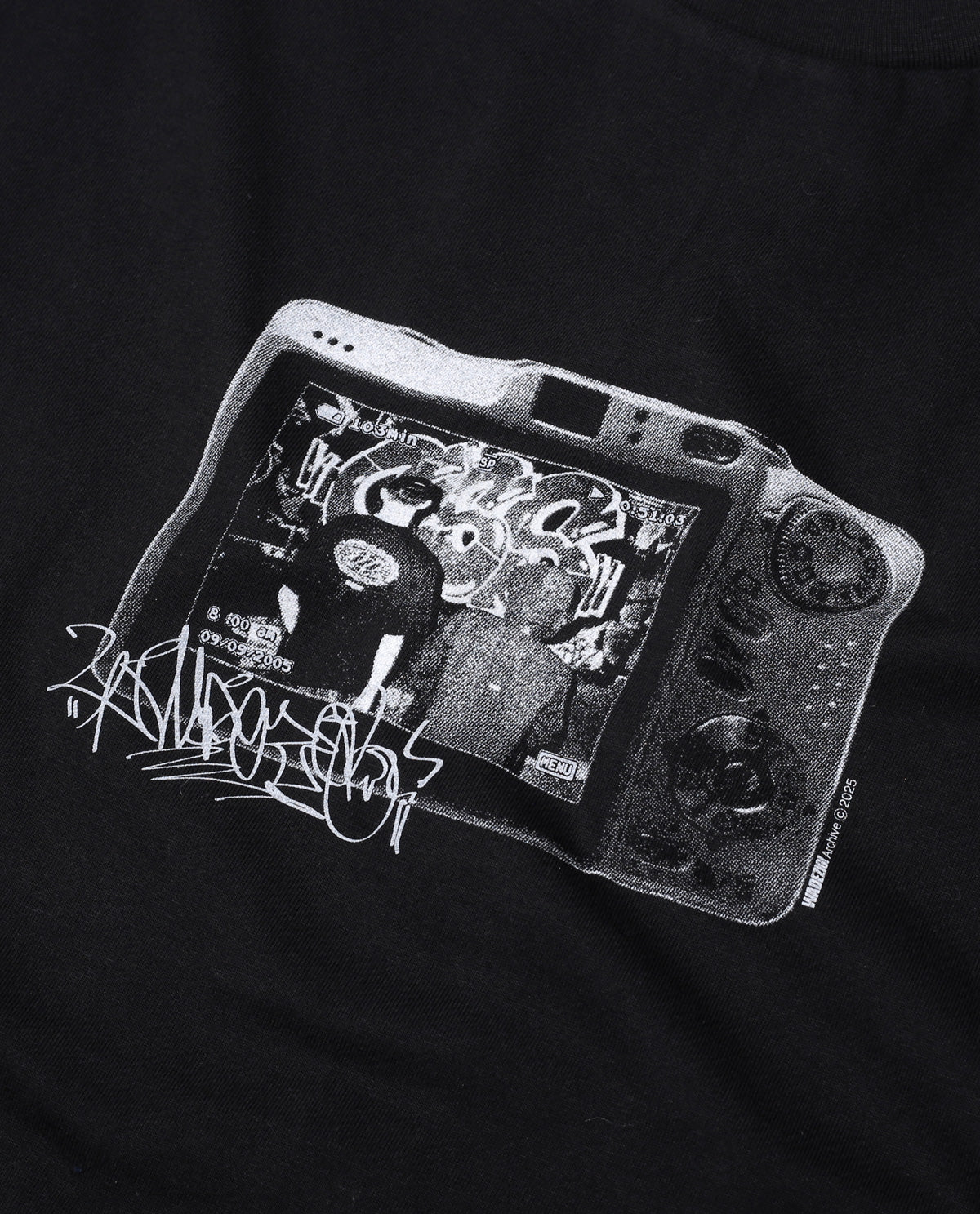 WADEZIG! T-SHIRT - FLICK BLACK