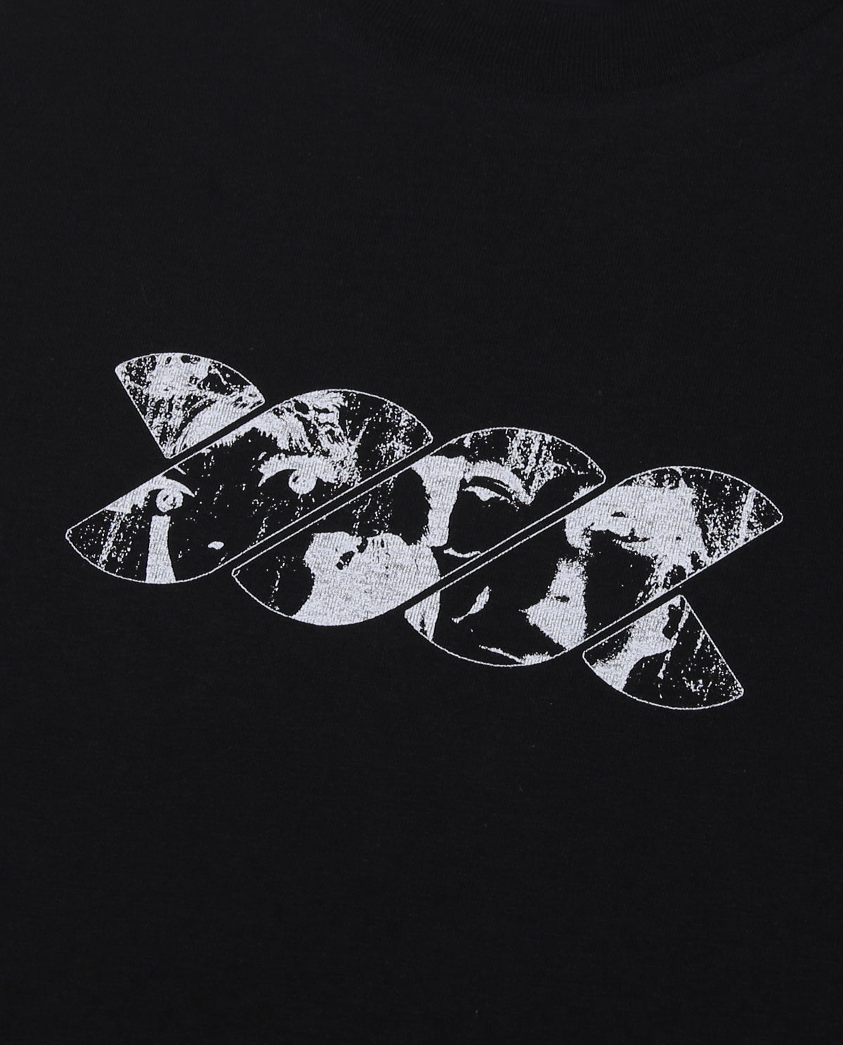 WADEZIG! T-SHIRT - SOHYA TWISTY BLACK