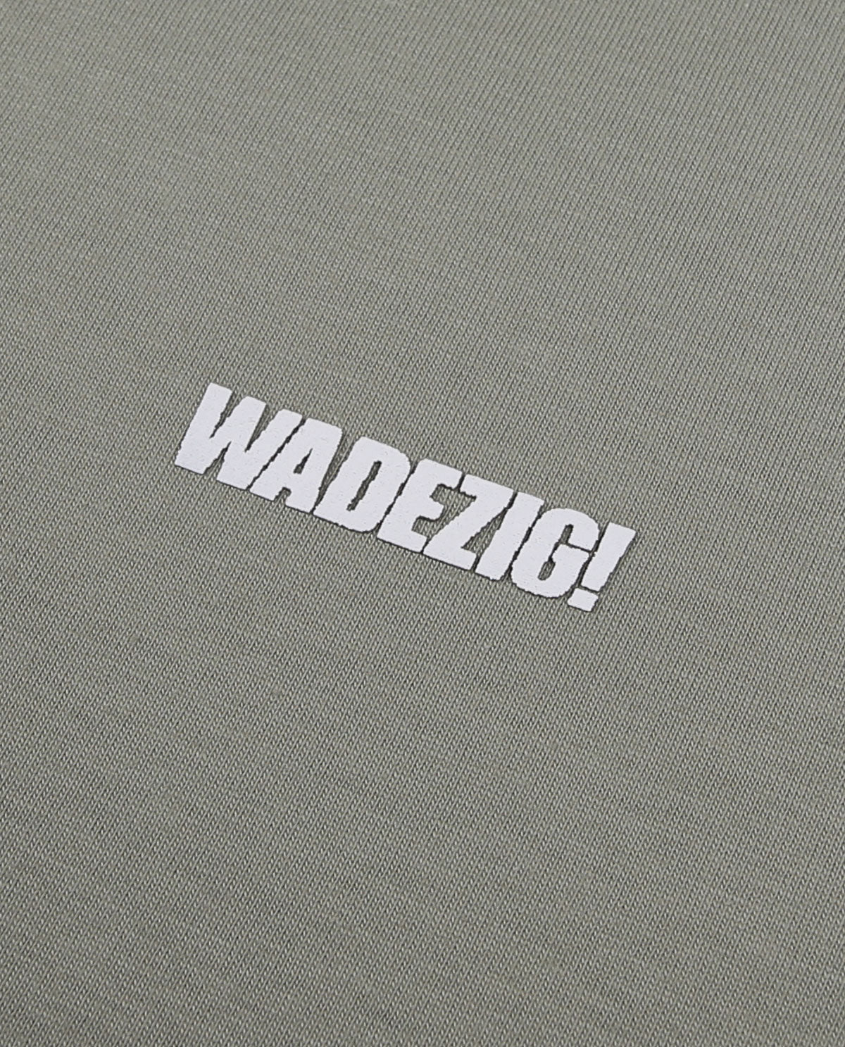 WADEZIG! T-SHIRT - BASIC SAGE GREEN