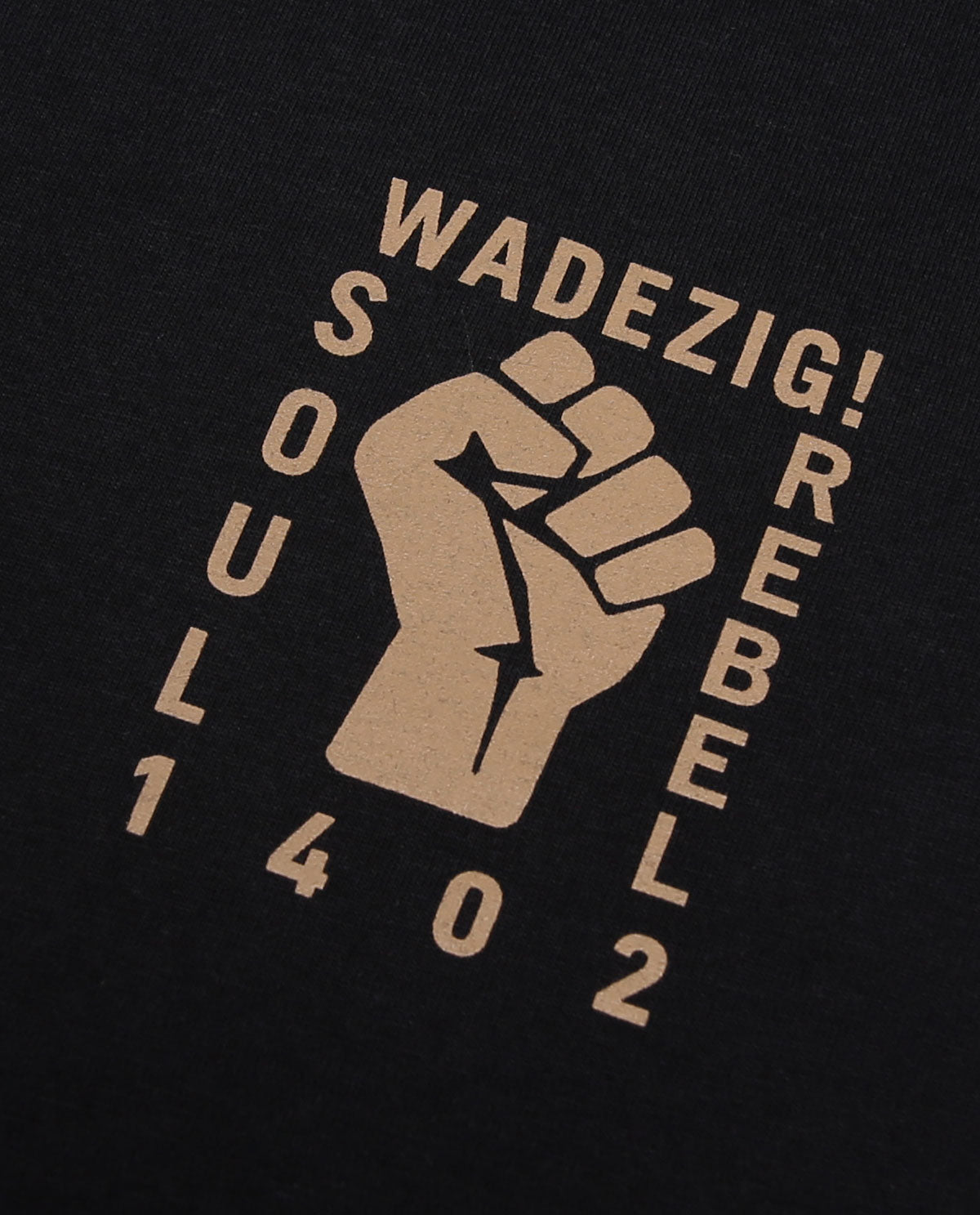 WADEZIG! T-SHIRT - HIDDING BLACK