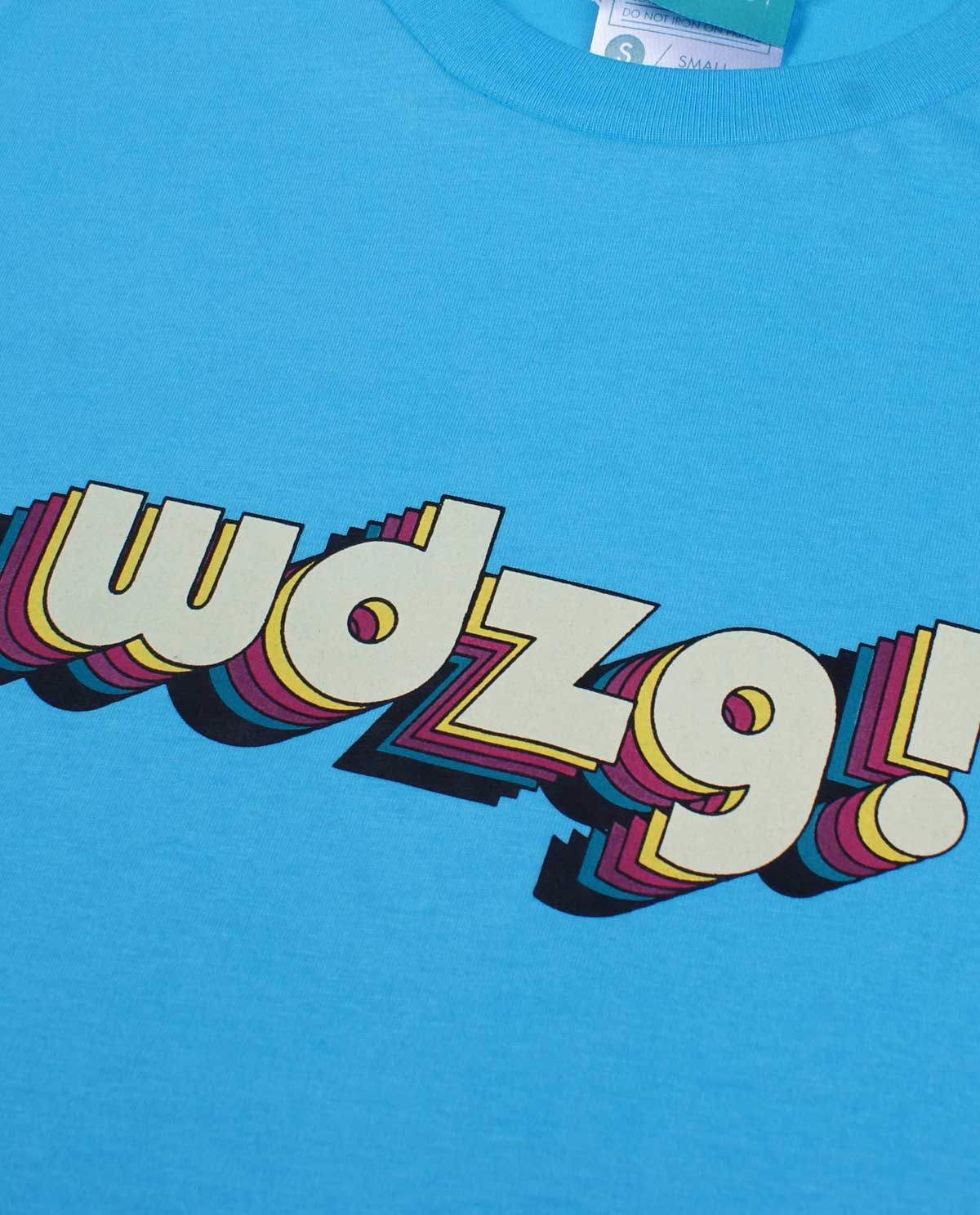 WADEZIG! T-SHIRT - BOOGIE UP LITE BLUE