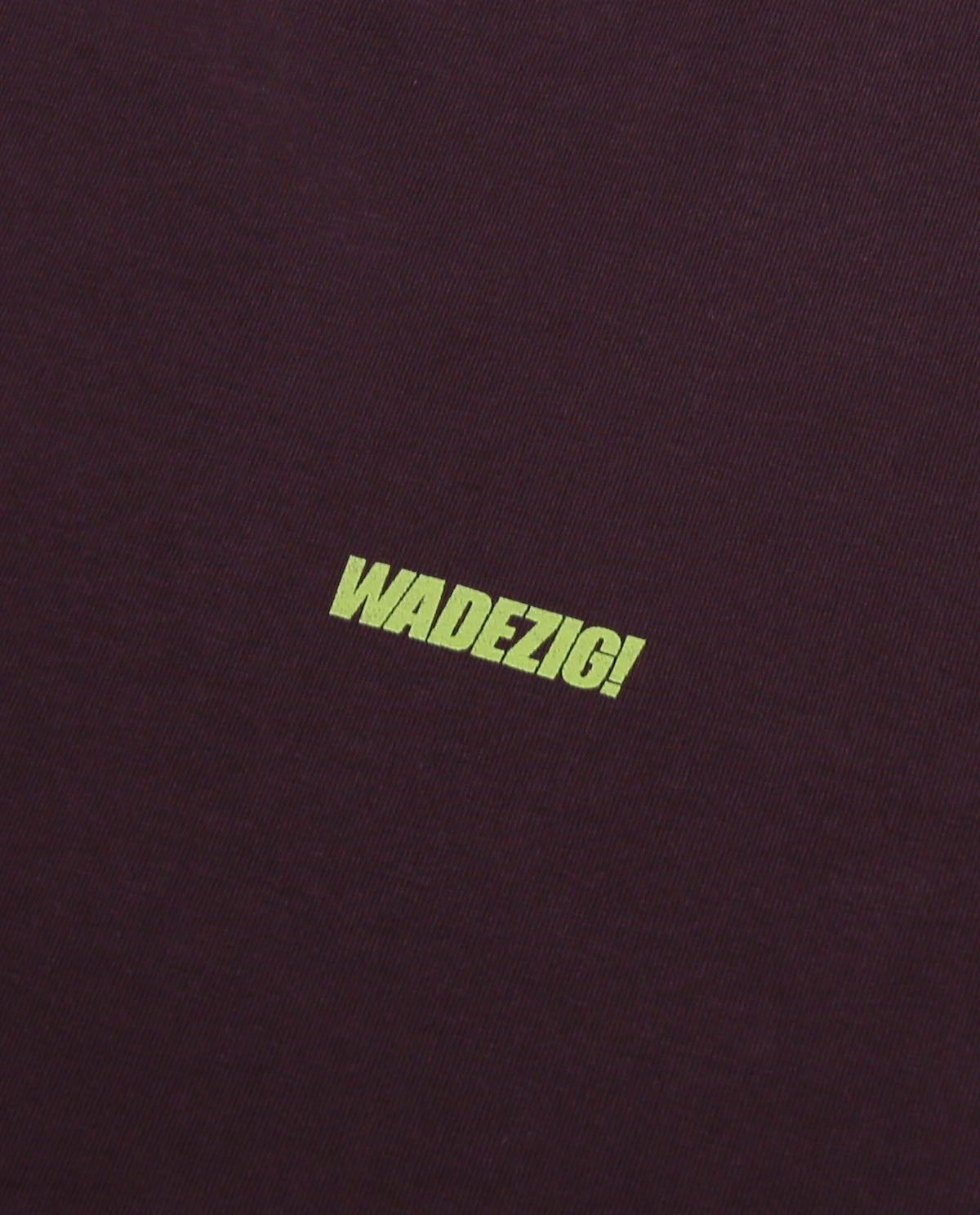 Wadezig! T-Shirt - Throwie Dark Maroon