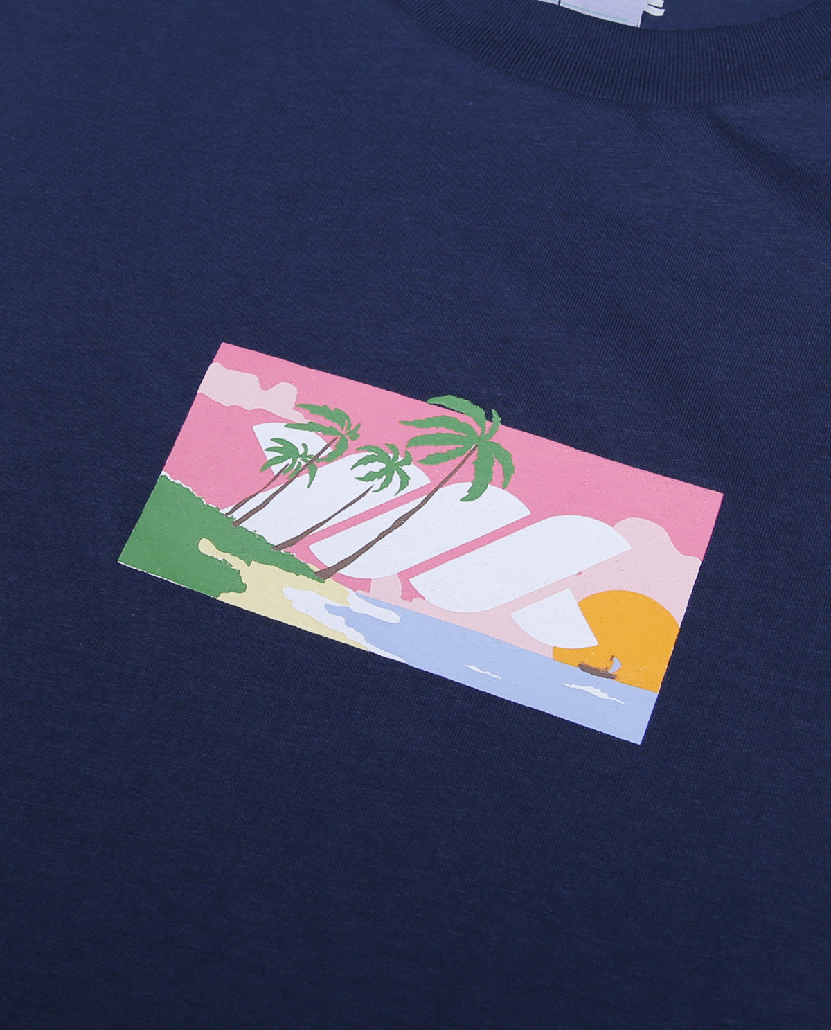 Wadezig! T-Shirt - Island Twistybox Navy