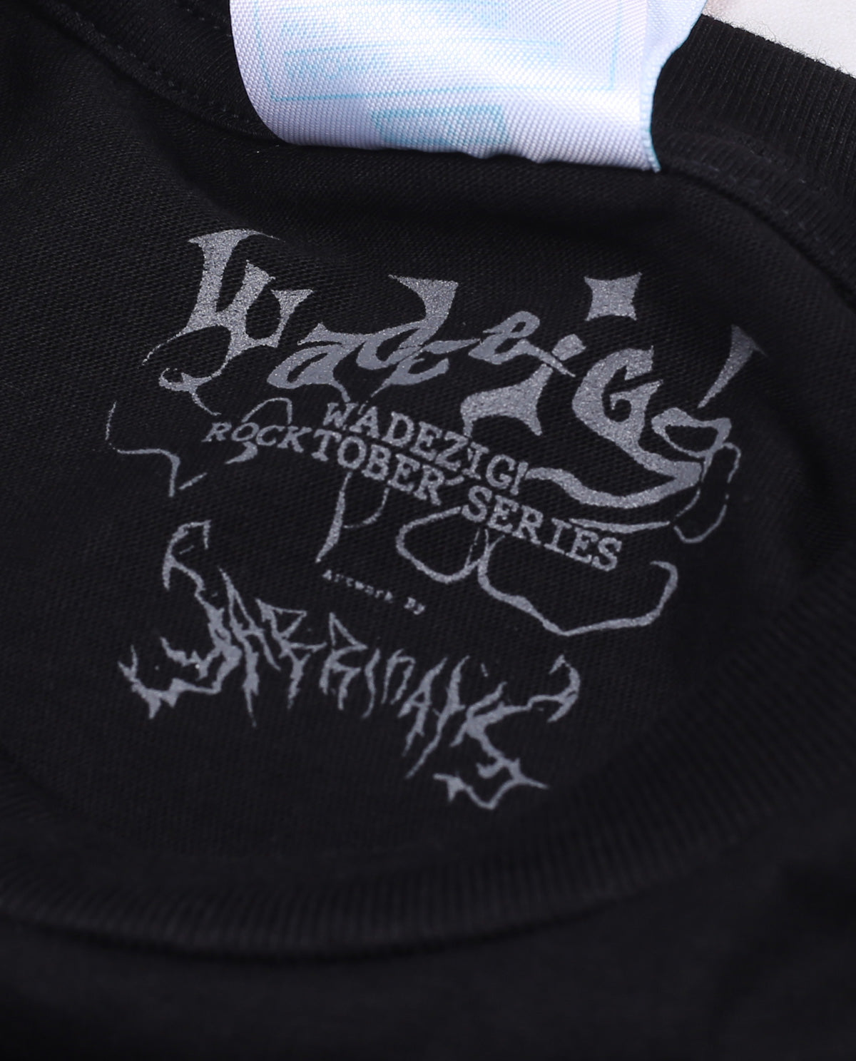 WADEZIG! T-SHIRT - SABRINA ROCKTOBER SERIES LS BLACK