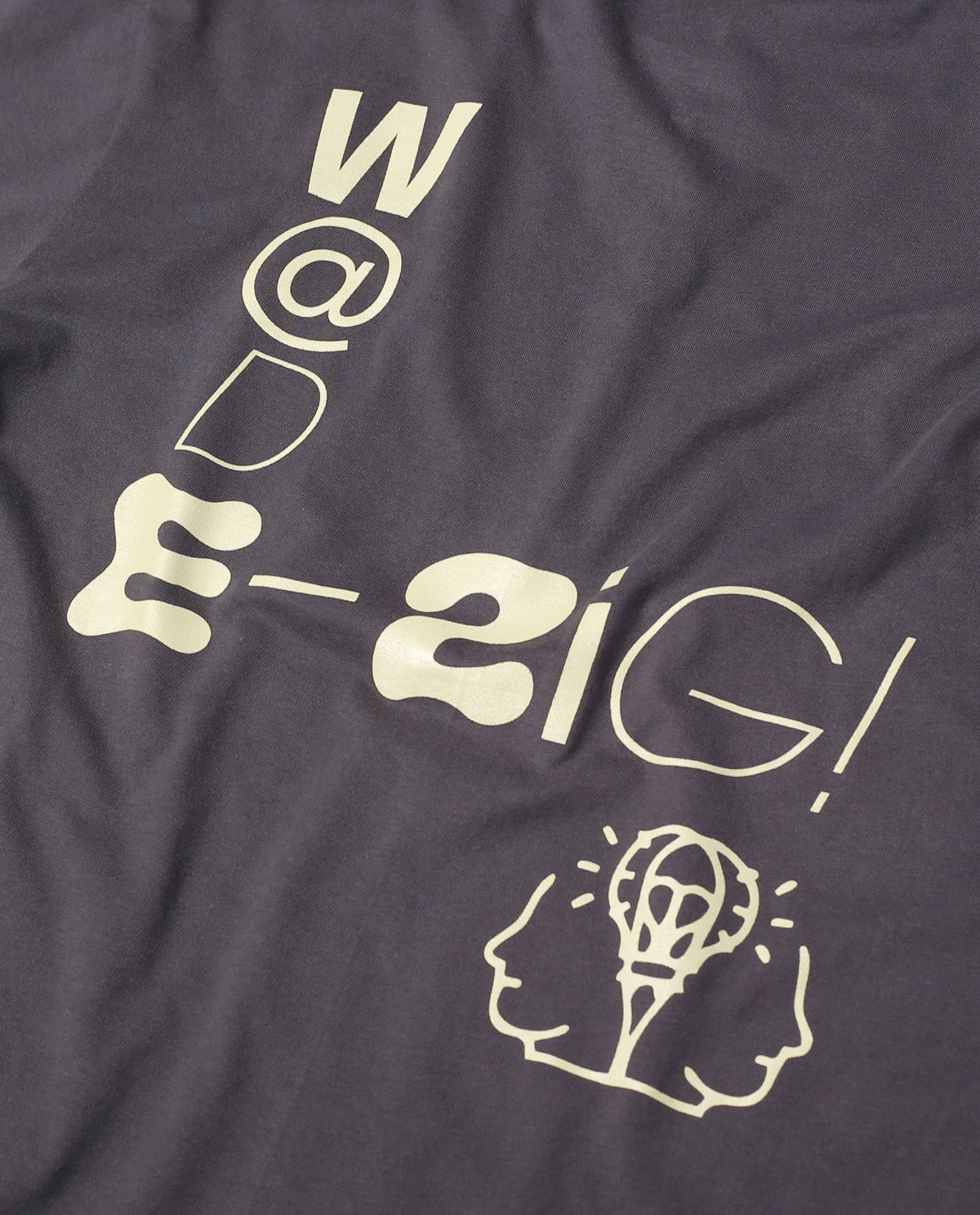 WADEZIG! T-SHIRTS - NEVS CHARCOAL