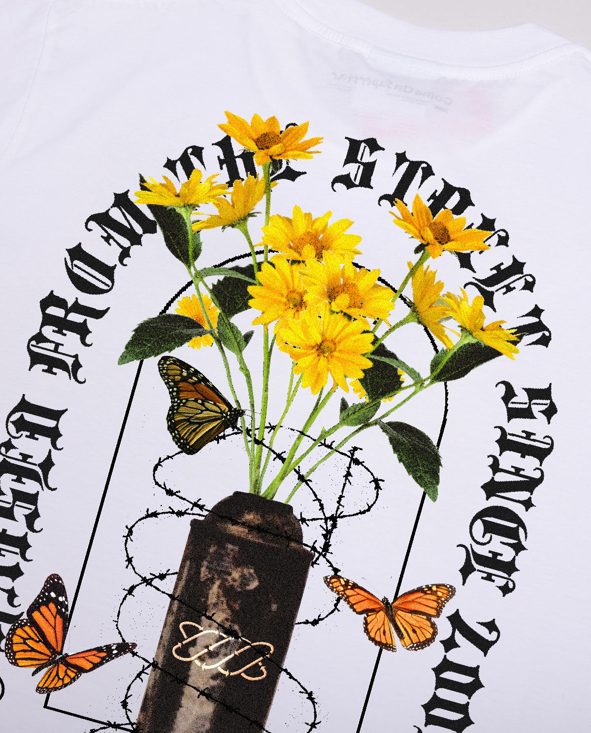 WADEZIG! T-SHIRT - BUTTERFLY BW