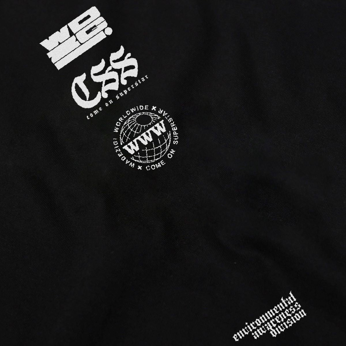 WADEZIG! T-SHIRT - CRISIS BLACK