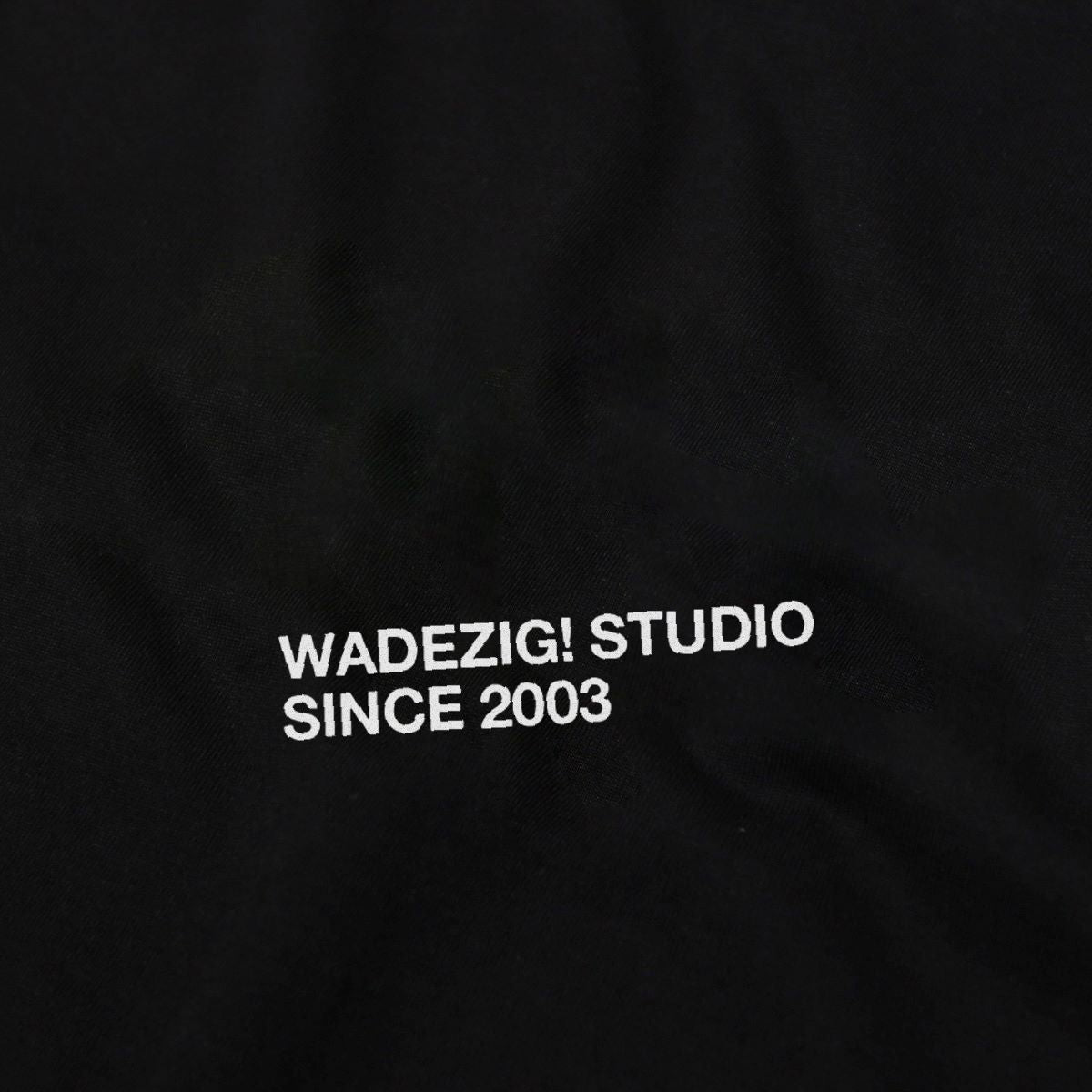 WADEZIG! T-SHIRT - GO OUTSIDE BLACK