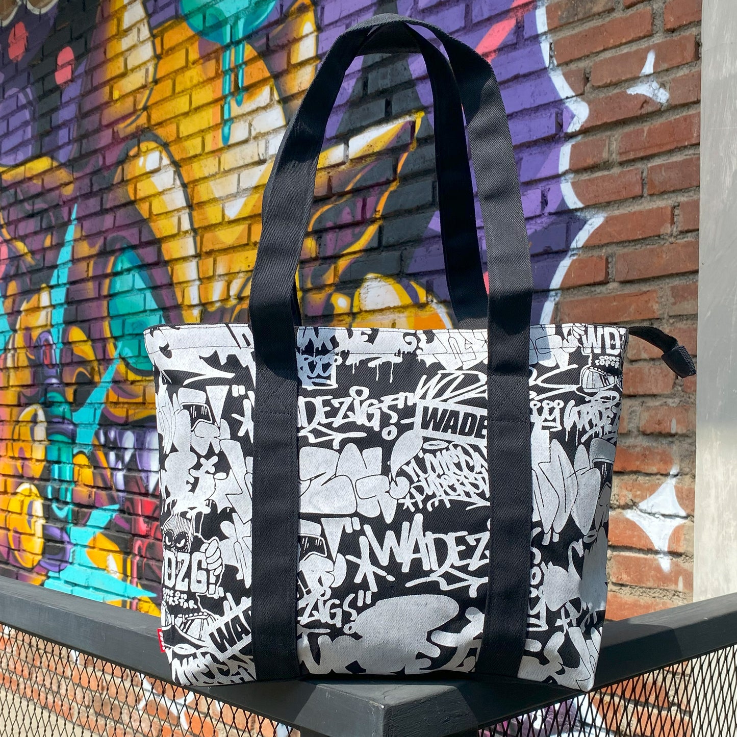 WADEZIG! BAG - GRAFFITI TOTEBAG BLACK